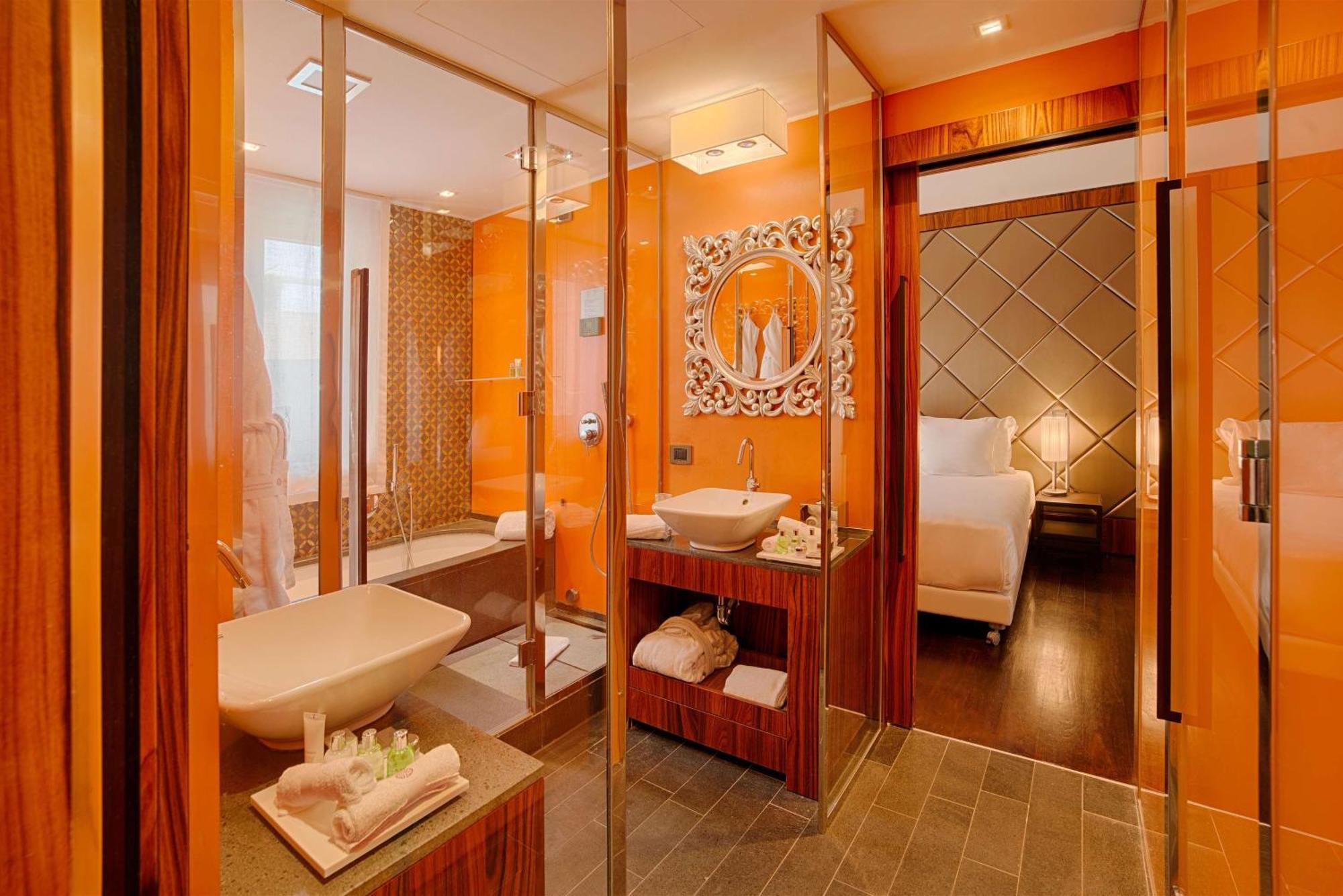 Nh Collection Hotel 5*