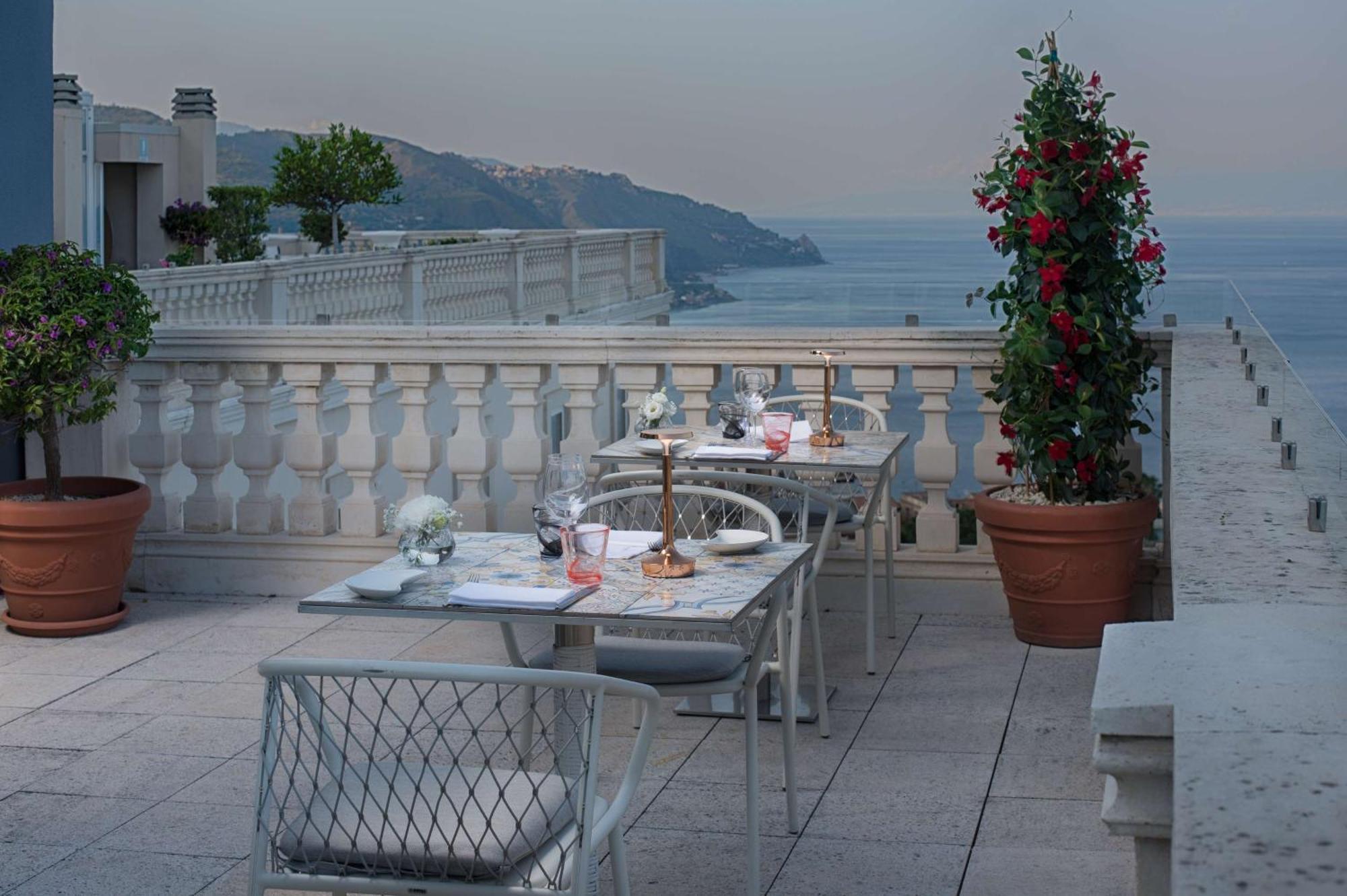 Nh Collection Hotel 5*