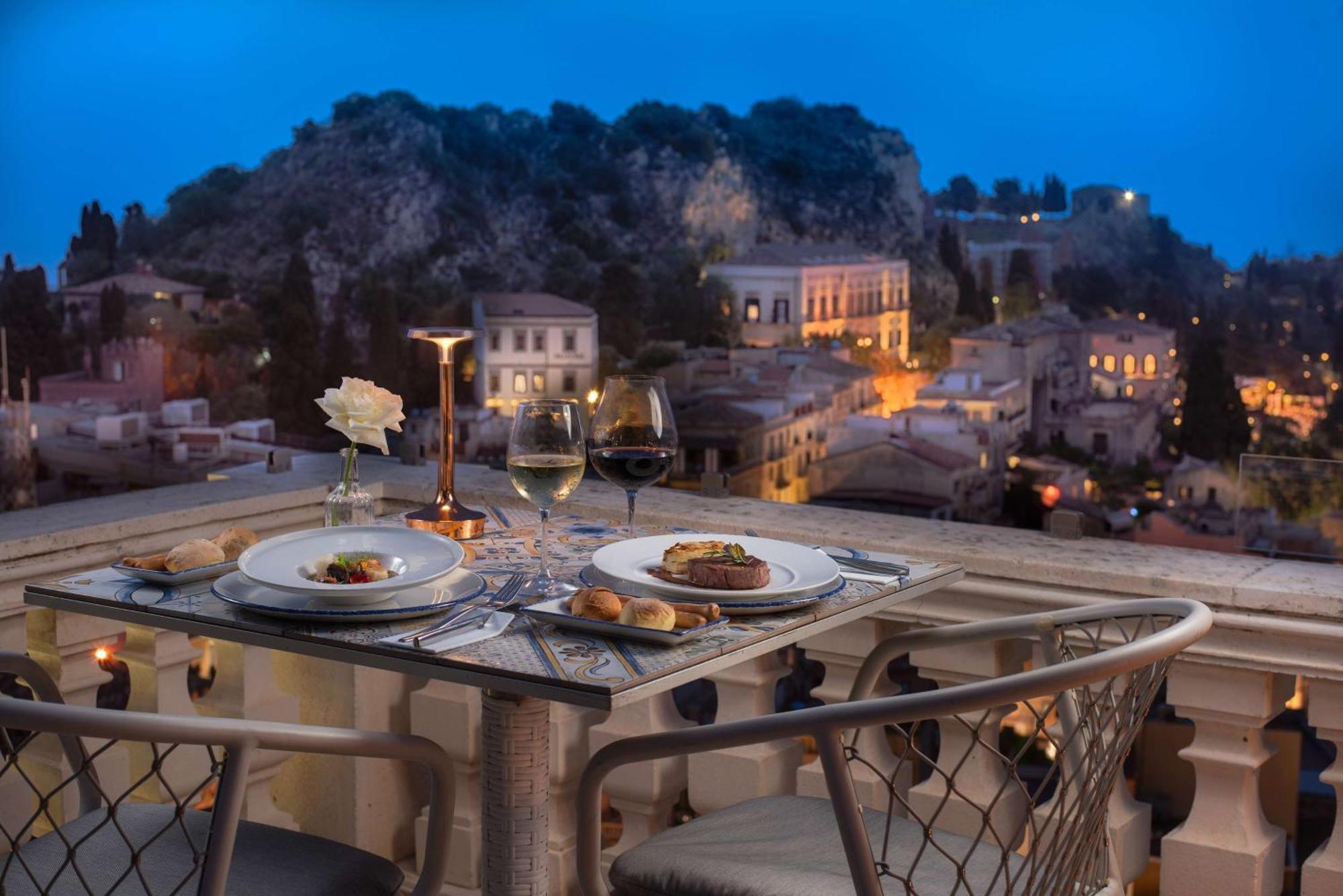 Nh Collection Hotel 5*